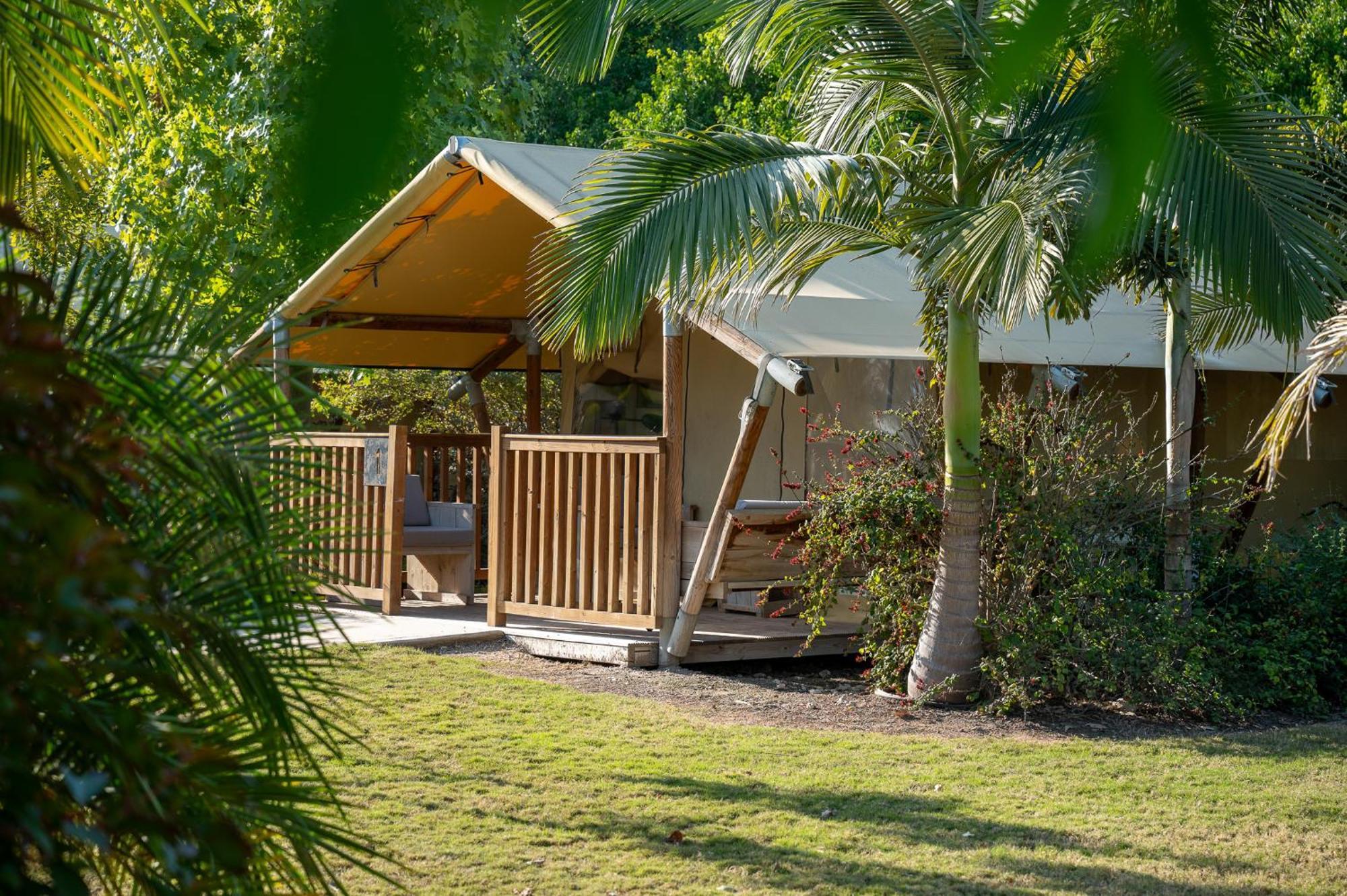 ホテル Layla Glamping ニル・ダウィド エクステリア 写真