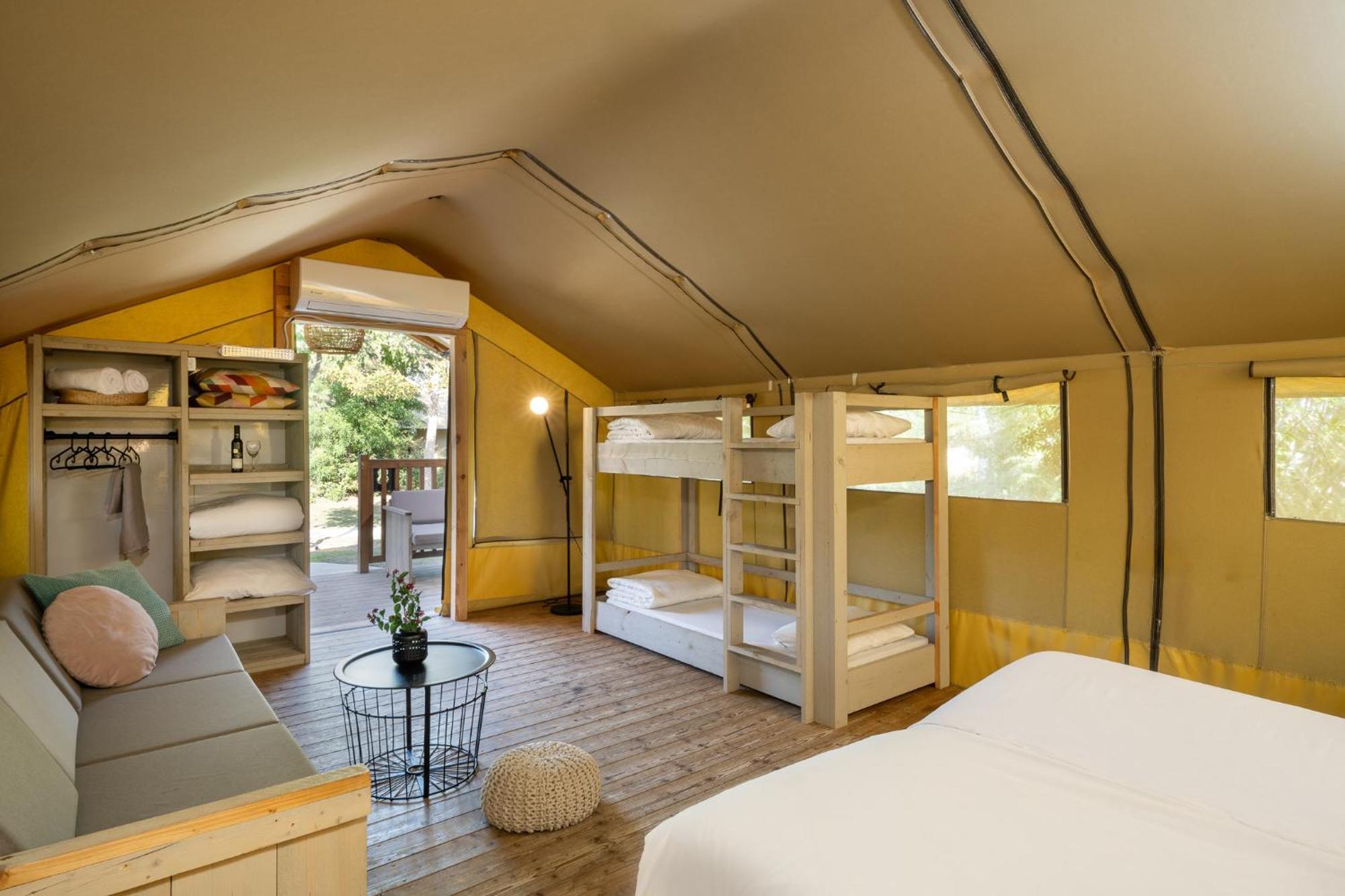 ホテル Layla Glamping ニル・ダウィド エクステリア 写真